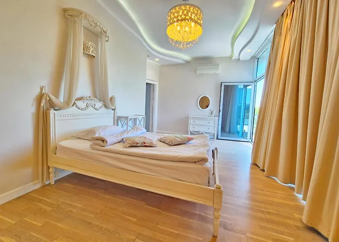 Nemo President Penthouse Odesa Odesa